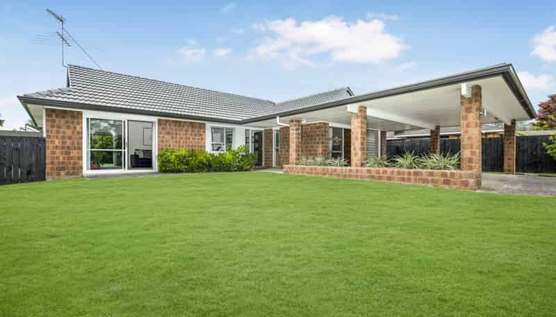 6 Corolu Place, Conifer Grove