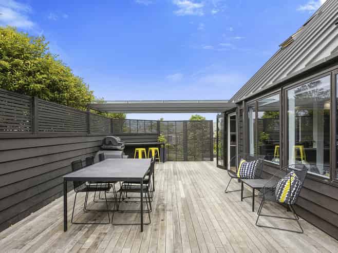 18 Estuary Crescent, Fairfield