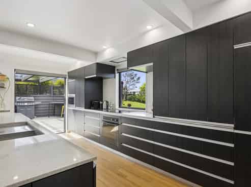 18 Estuary Crescent, Fairfield