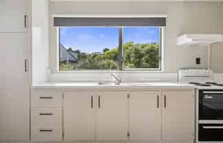 9a Ash Grove, Ranui Heights