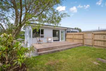 184 Dowse Drive, Maungaraki