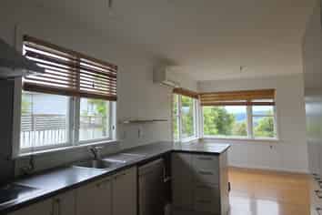 2 Alder Place, Newlands