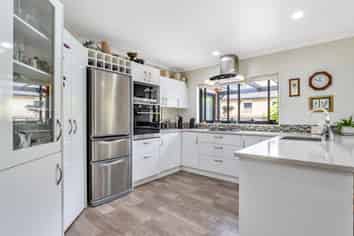 52 Paul Street, Pukehangi