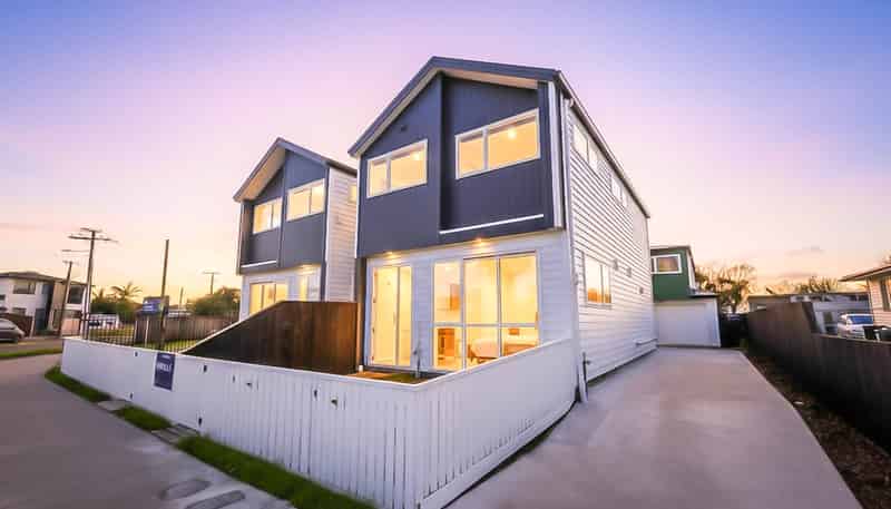 2/2 Chaucer Place, Blockhouse Bay