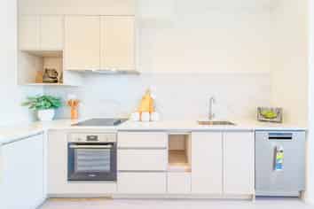 2/2 Chaucer Place, Blockhouse Bay