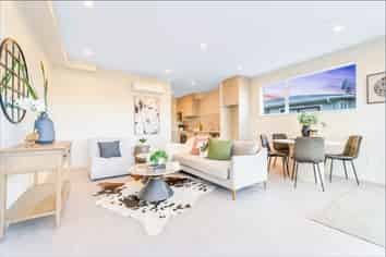 2/2 Chaucer Place, Blockhouse Bay