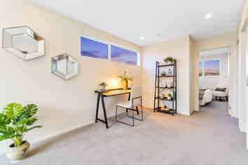 2/2 Chaucer Place, Blockhouse Bay