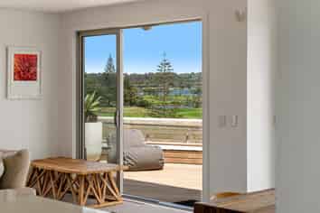  3 Caroline Heights, Omaha