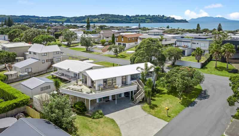  3 Caroline Heights, Omaha