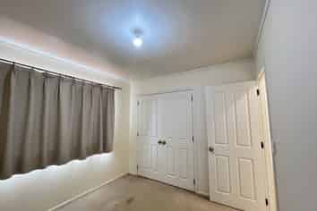 17A Bond Crescent, Forrest Hill