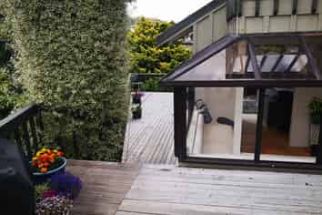 8 Theodora Place, Mairangi Bay