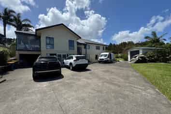 143 Chamberlain Road, Massey