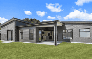 111 McLarin Road, Glenbrook