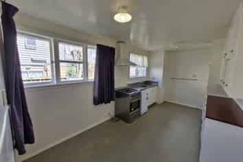 2/25 Richardson Road, Mount Albert