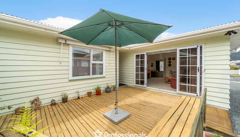 219 Taita Drive, Avalon