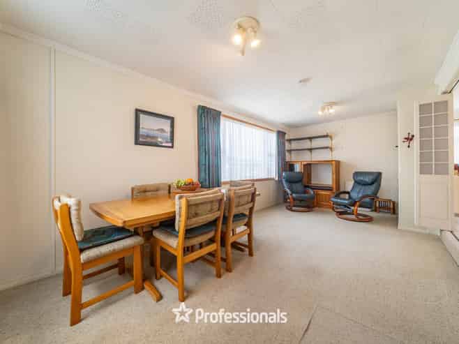 219 Taita Drive, Avalon