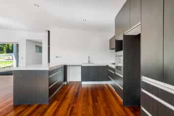 4 Manuka Drive, Whangamata