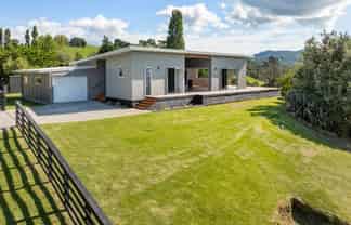 4 Manuka Drive, Whangamata