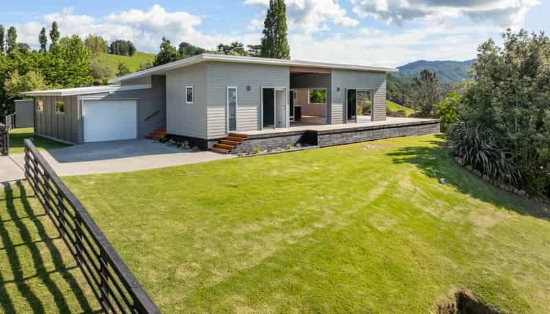 4 Manuka Drive, Whangamata