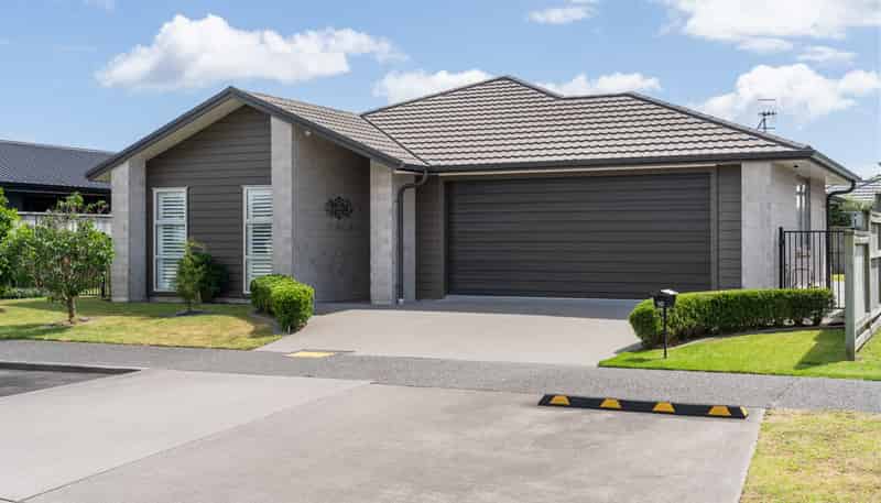 10 Hiria Crescent, Papamoa