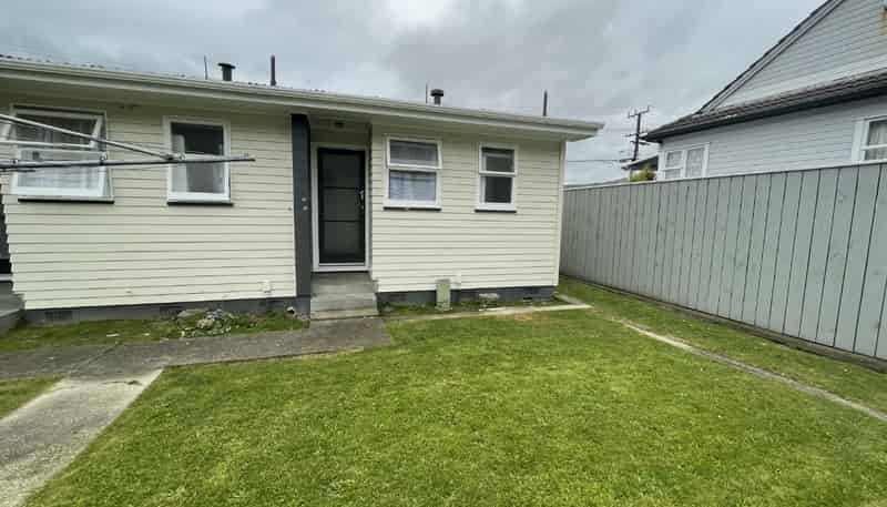 1/136-138 Waddington Drive, Naenae