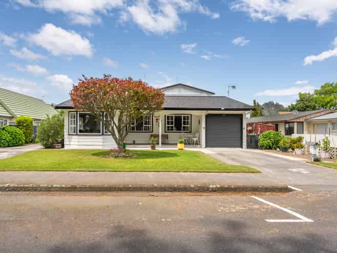 1/703 Roberts Street, Hastings