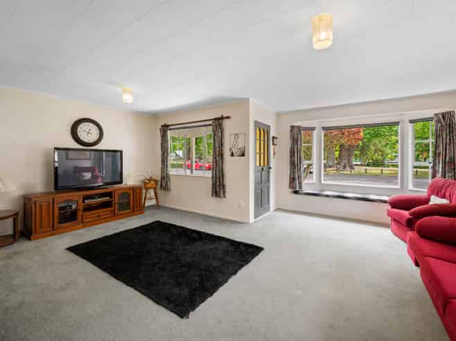 1/703 Roberts Street, Hastings