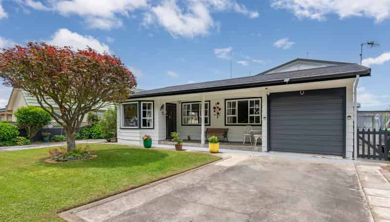 1/703 Roberts Street, Hastings