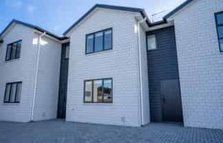 5B/3 Snead Place, Hamilton East