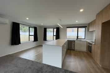 318 Crinan, Georgetown