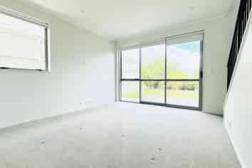 78 Matairangi Avenue, Totara Heights