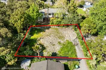 2/48 Reynella Drive, Massey