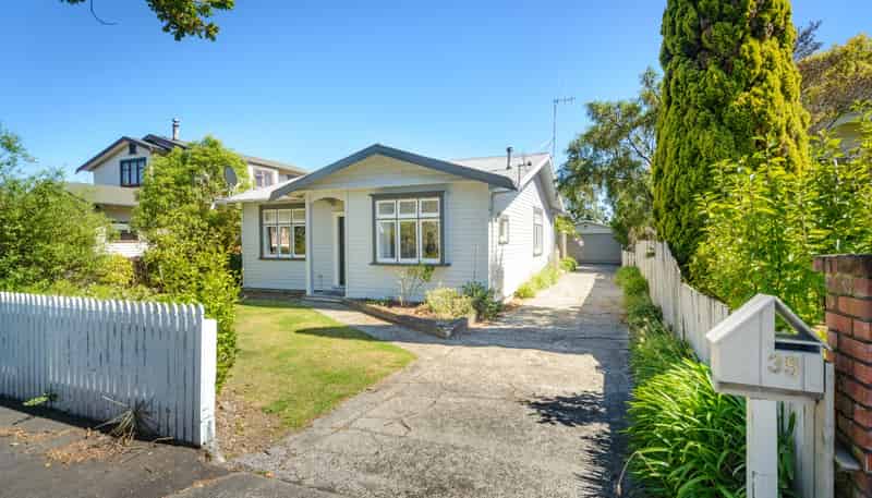 35 Florence Avenue, Palmerston North Central