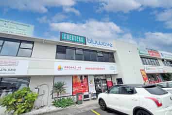 MAJOR MANUKAU EXPOSURE
