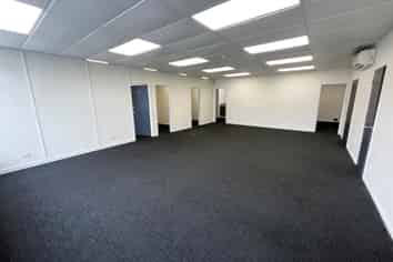 MAJOR MANUKAU EXPOSURE
