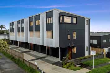 Lot 6/ 220 Pakuranga Road, Pakuranga Heights