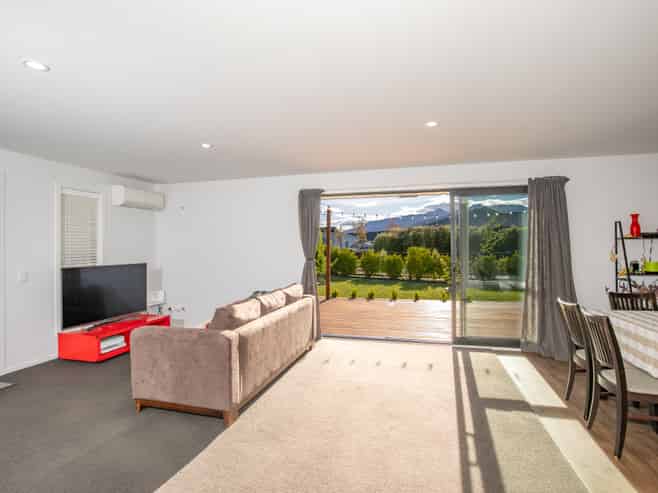 29 Risinghurst Terrace, Lower Shotover