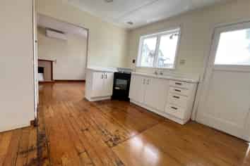 38A Kawiti Avenue, Point England