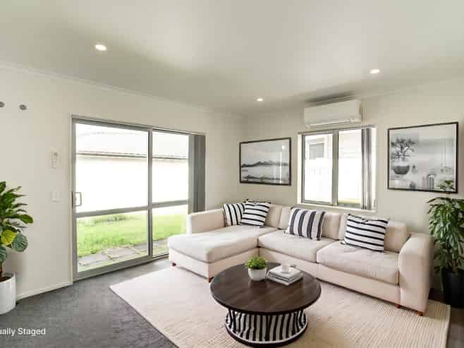 11 Mokopapa Street, Takanini