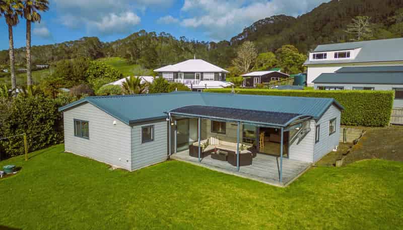 3 Emmerdale Drive, Hahei