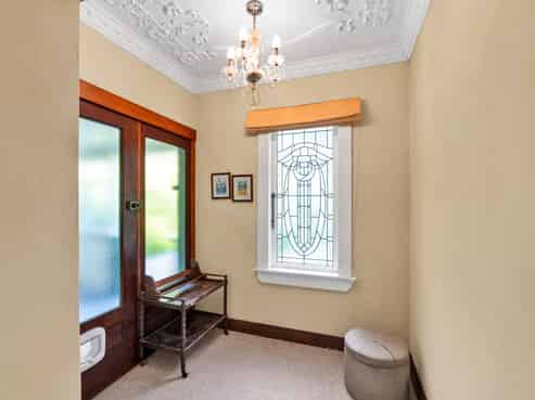 74 Swansea Road, Stratford