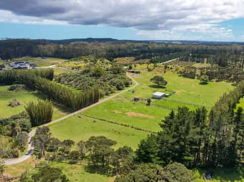 71 Hukatere Road, Houhora