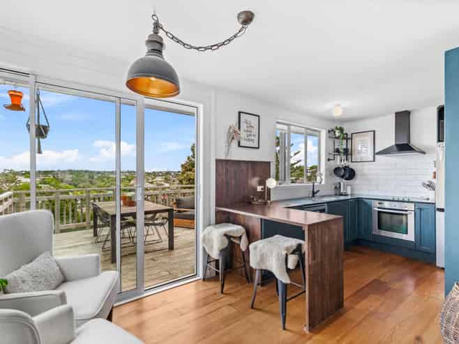 116 Carlisle Road, Browns Bay