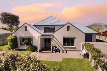 11 Fuschia Place, Mosgiel