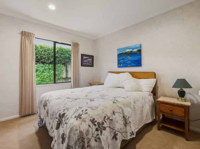 26 Pembroke Drive, Bethlehem