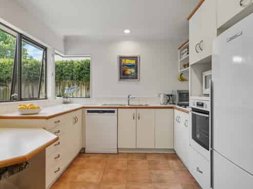 26 Pembroke Drive, Bethlehem