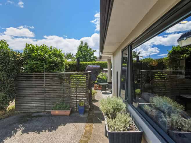 26 Pembroke Drive, Bethlehem