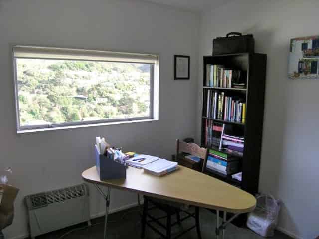 2 Saddleback Grove, Karori