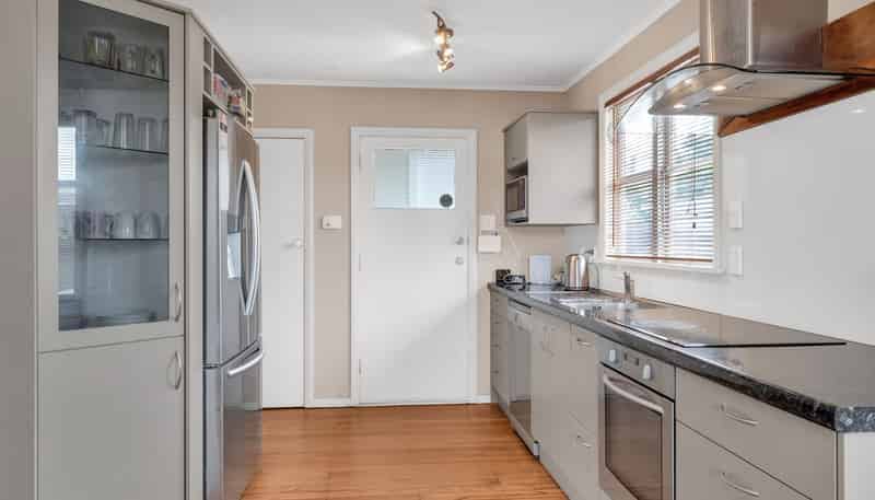 9 Ronberg Street, Highbury