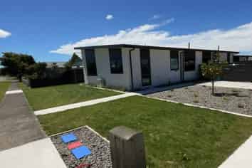 6A Orlando Street, Stratford